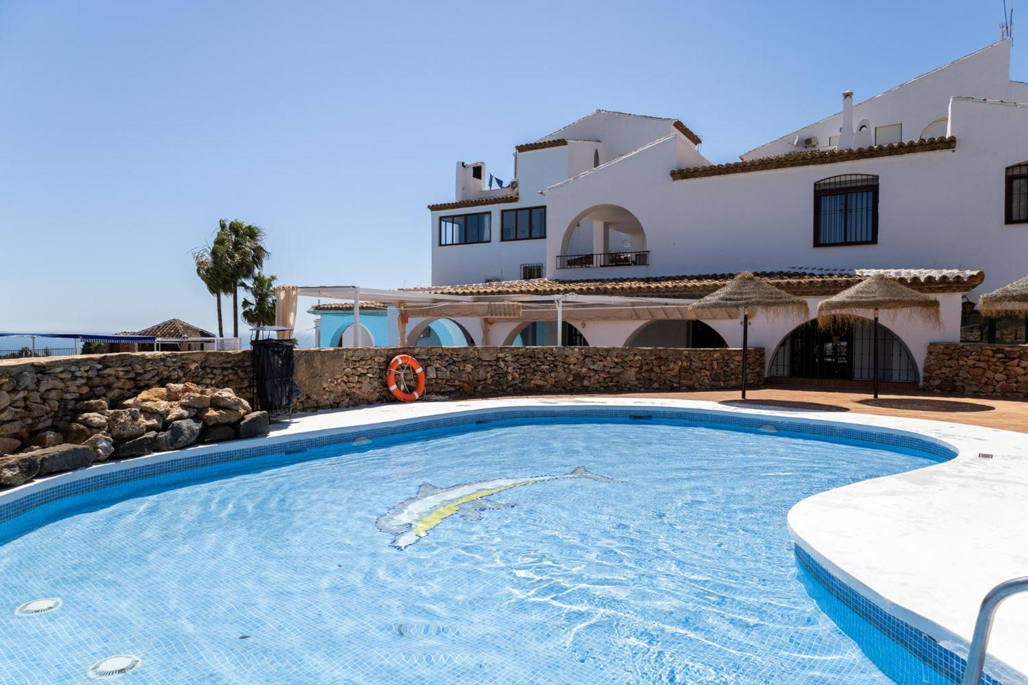 Capistrano Village B, 1 bedroom + free wi-fi Nerja Buitenkant foto
